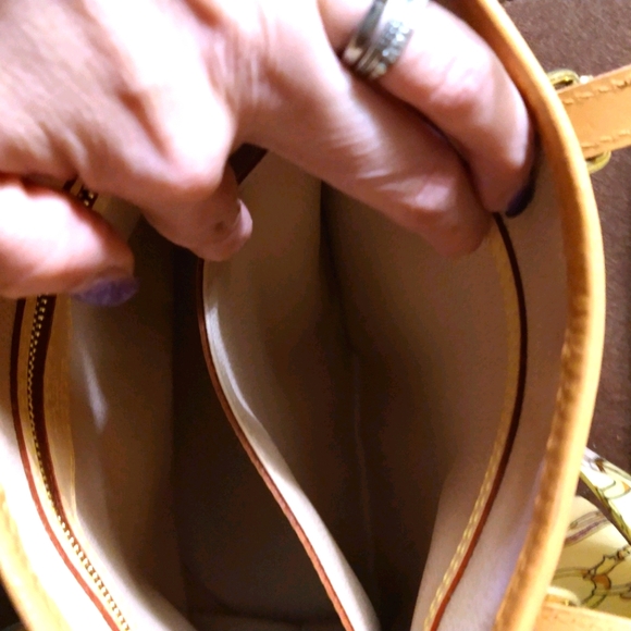 SOLDLOUIS VUITTON PETITE BUCKET SOLD - Picture 2 of 12